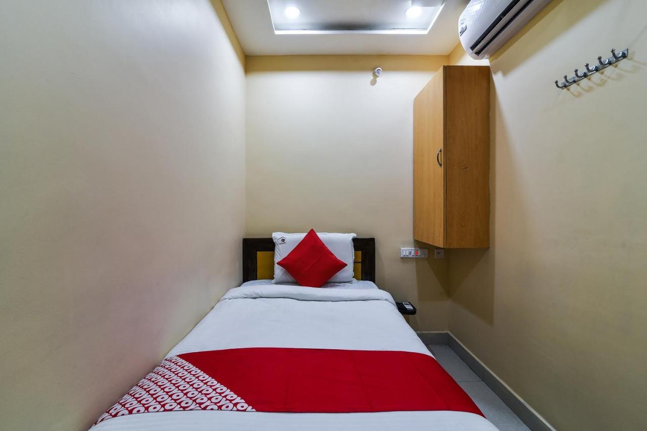 Ramesh Residency Hotel Anantapur Zewnętrze zdjęcie