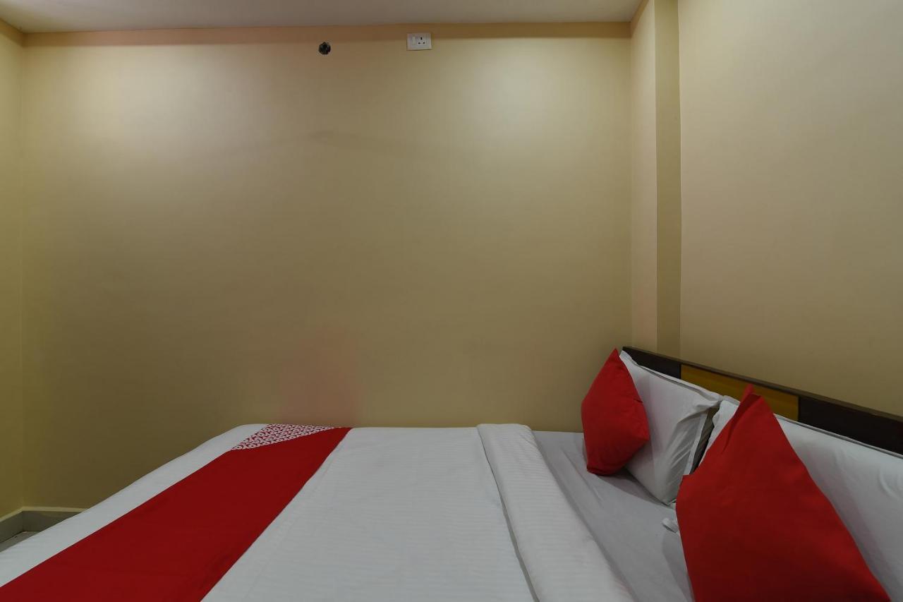 Ramesh Residency Hotel Anantapur Zewnętrze zdjęcie