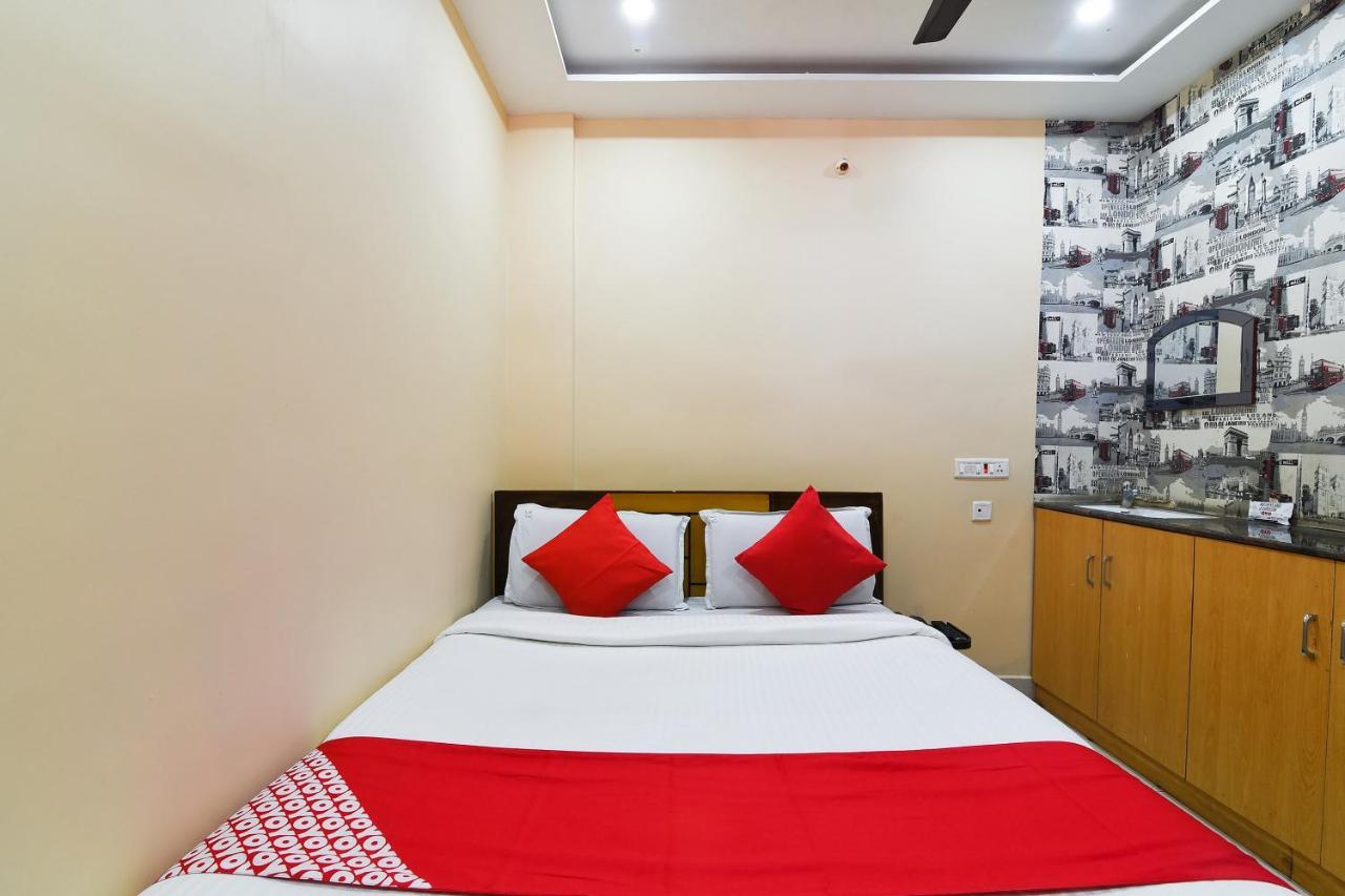 Ramesh Residency Hotel Anantapur Zewnętrze zdjęcie