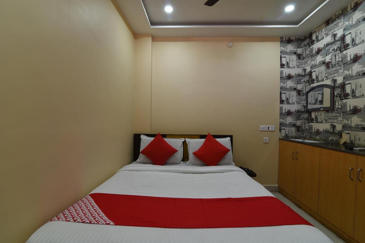 Ramesh Residency Hotel Anantapur Zewnętrze zdjęcie